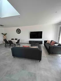 New, warm and spacious home - Image 4