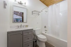Frontier Inn - Image 4