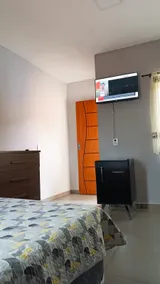Montanhez Flats 1 Guest House - Image 2