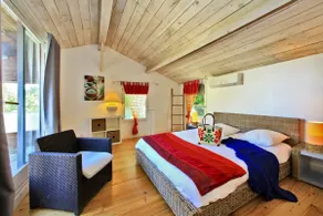 Villa Coloniale de prestige de Nature et Océan à côté des plages avec jacuzzi privatif - Image 4
