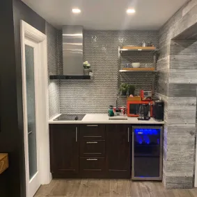 6 km away from Ottawa Airport, Elegant Studio! - Image 3