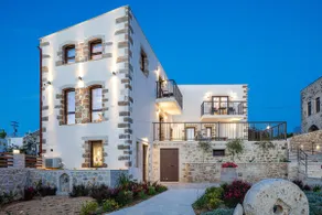New luxurious villa with stunning pool,views &bbq! - Image 2