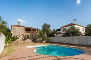 Stone House - Image 2