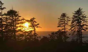 Goin'Left - Large 3br Retreat with Spectacular Ocean Views - Image 4