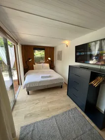Superb Cabin*JACUZZI*GARDEN*AIR CONDITIONING*WIFI*PARKING - Image 2