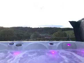 My Relaxation Break, Léaly Cottage with Private Spa, A/C - Image 3