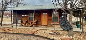 Renovated 1800s Pioneer Cabin 8 min 2 Capitol Reef - Image 2