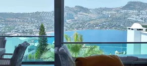 Villa with private private pool and sea views - Image 3