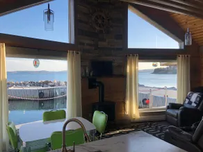 Prettys ocean view boat house - Image 2