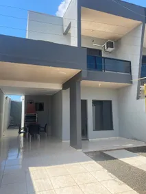 Super comfortable two-bedroom townhouse with balconies - Image 5