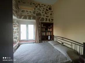 The stone cottage - Image 2