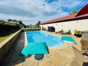 Barn Conversion with Pool & 9 Hole P&P Golf Course - Image 5