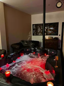 Le Secret d'Adam 95 m² (jacuzzi, room, secret,) - Image 3