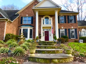 Gorgeous, Wooded 3 Acre Estate -5 Bed/4  Bath-Leesburg/Brambleton/Aldie area - Image 4