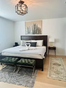 Charming Midcentury Dream Home - Image 2