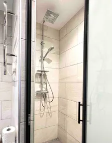 Private Studio Apartment - Light and Cozy - Image 5