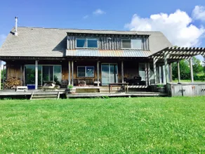 100 Acres • Horses • Fish Pond - Image 2