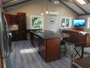 Timbers - Rainforest House - Image 2