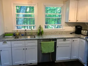 Cozy, 2BR lake-side retreat and outdoor oasis - Image 2