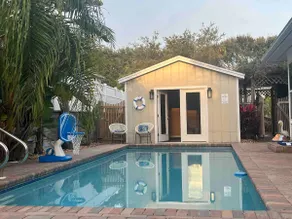 Pure Relaxation: heated pool, beach, cabana & more - Image 2