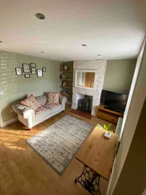Cosy Cottage with Parking! - Image 3
