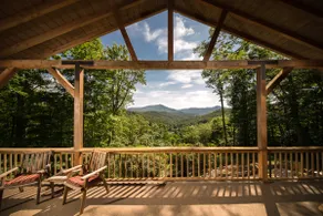 Yeehaw Lodge: Cozy cabin with million dollar views - Image 2