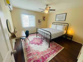 Freshly remodeled fully equipped stay here! - Image 4