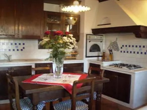 The Barn, Charming Apartment, Shared Pool - Image 5
