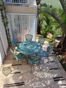 Cosy Apartment in a class Estate - Illovo Beach - Image 4
