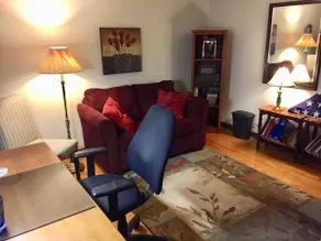 Cozy Pittsburgh Home - Image 5