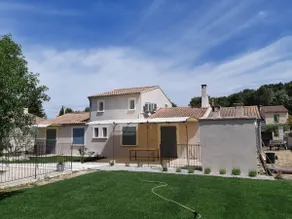 La Jolivette Villa with pool at the foot of the Luberon - Image 5
