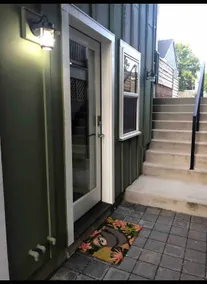 Private Studio Apartment in West Seattle - Image 5