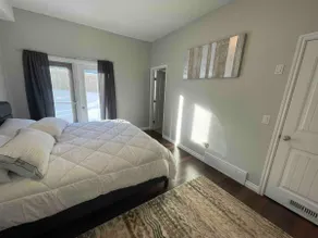 Warm & Cozy 3 LRG bd -3.5 ensuite & garage! - Image 5