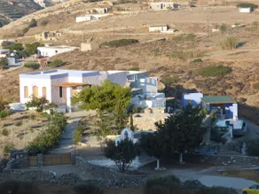 Marina, SYROS, small house, shared pool - Image 3