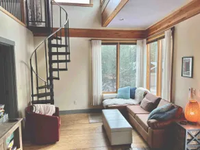 <SALE> Cozy River Front ”NEST” | Old Mill | Dog | - Image 5