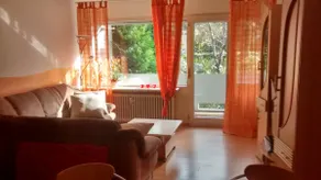 Cozy apartment with 2 balconies - Image 2