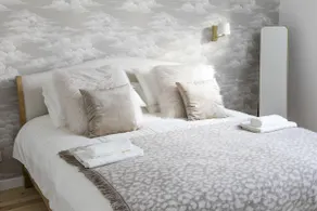 Stylish Victorian School conversion in St Agnes - Image 5