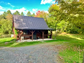 Cozy 4-season Cabin on Pond - ”East Cabin” - Image 2