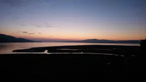 Beachfront apartment, Fahan-with pathway to beach! - Image 4