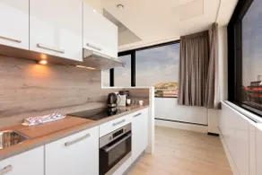Panoramic Suite with kitchen - Image 4