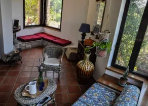Villa Nèfisi, tres habitaciones, amplios espacios y jardín. - Image 3