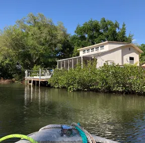 *Waterfront* Kayaks & Bikes - Papa’s Rustic Cabin - Image 2