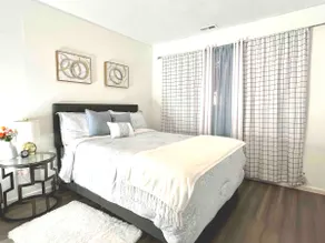 Charming 2BD + 1BA Unit in Heart of the City - Image 2