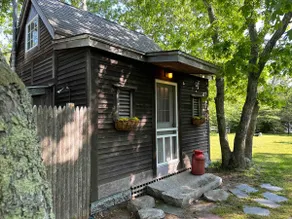 Martha’s Vineyard Cottage - A Glamping Experience! - Image 3