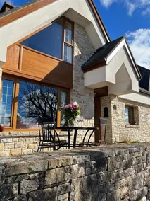 3-bedroom Apartment with Lake Views in Drumshanbo - Image 5