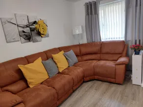 Comfortable 2 bedroom house in historic Exeter - Image 4
