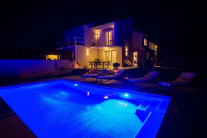 Villa Elysium - Family House with Heated Pool - Image 2