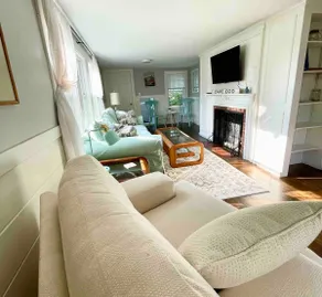 Cape Cod Home 3BD, walk to restaurants & Canal - Image 3