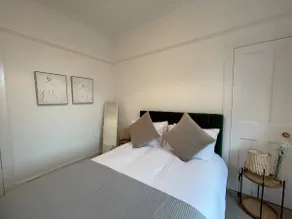 A Shore Stay - Image 5