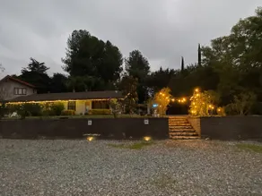 Pool Side Guesthouse - Image 3